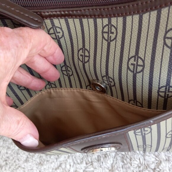 GIANI BERNINI    Shoulder Bag Top Zip  Olive with Brown Trim - Picture 4 of 11